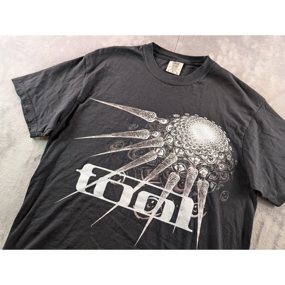 Tool Band Graphic T-Shirt Comfort Colors Black Heavyweight Cotton Large